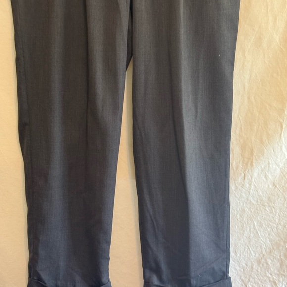 B-266 Men’s Claiborne Gray Pleated Cuffed Dress Pants Size 38x30 - Picture 2 of 14